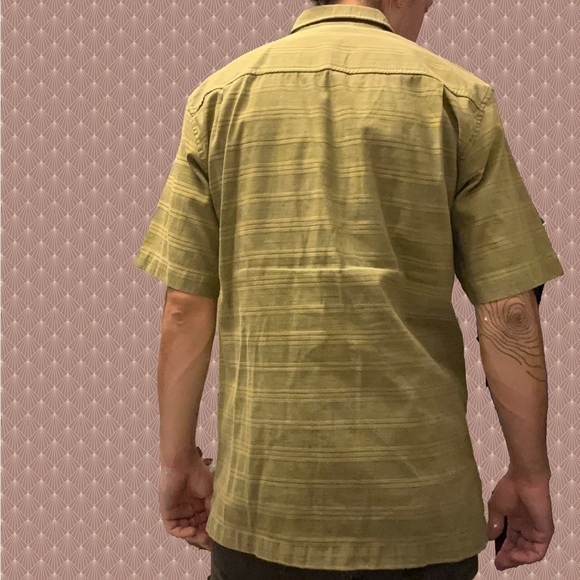 Big and Tall size M green button down by Faded Glory - Picture 5 of 7